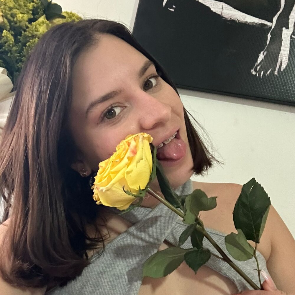 Live sex webcam photo for persefone_saira #288810112