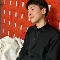 xiaoxiao1025's webcam live show