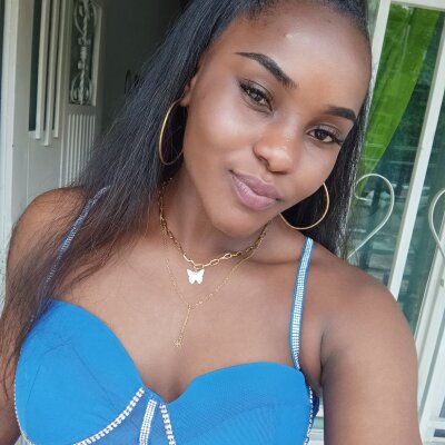carolina_martinez_ 💆 online chat