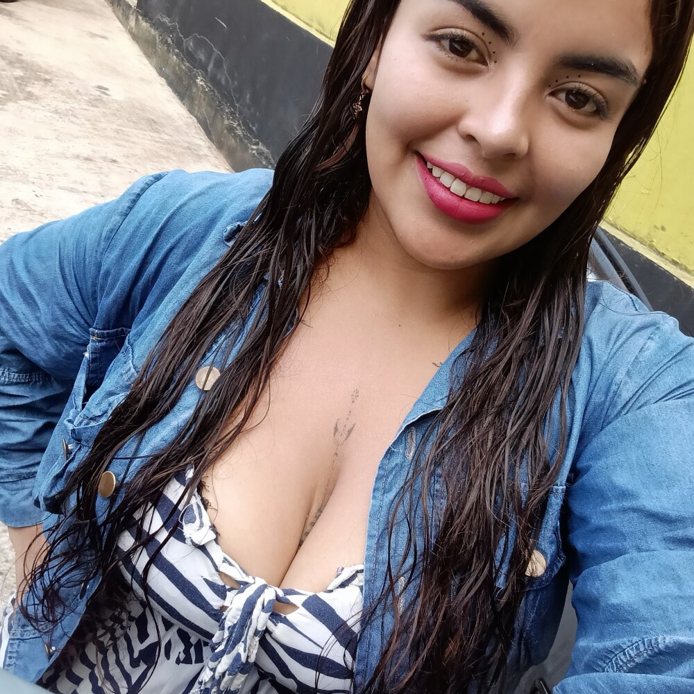 afrodita-hot25's Offline XXX Chat