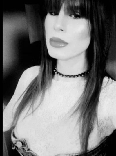 juliemack from stripchat