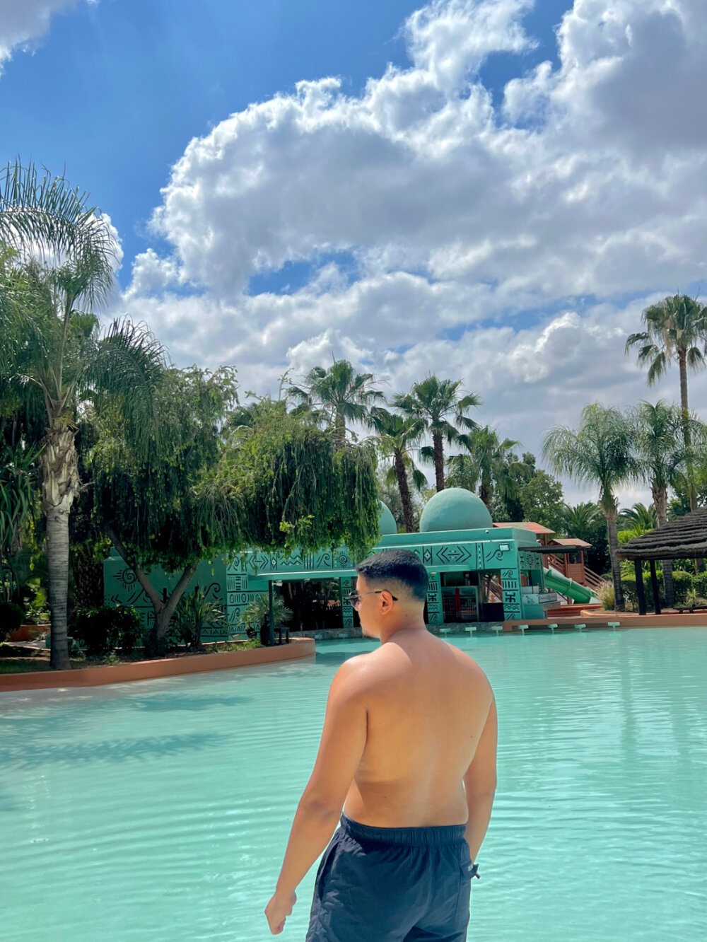 issambbh's Offline XXX Chat