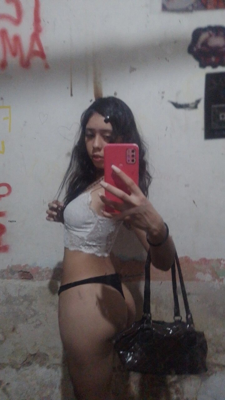 LOLAAX