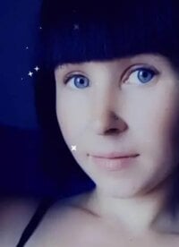 HalleVixxen's Offline Chat Room