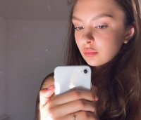 YvonneCherry's Offline XXX Chat
