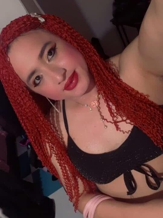 Anthonella_Ran_XXX's Offline Chat Room