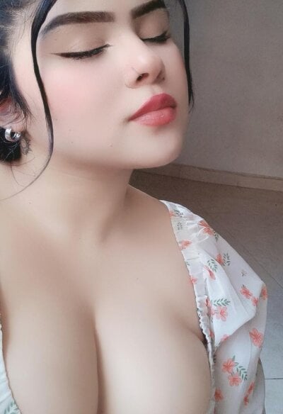 daniela_reyes_ from stripchat