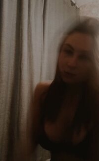 prettyqueenn's Offline XXX Chat