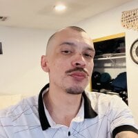weeweesworld's webcam live show