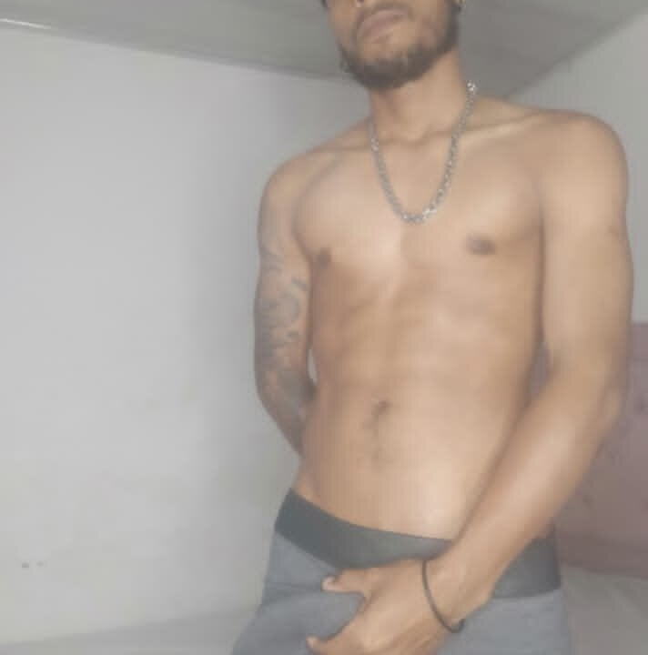 8_hades from stripchat