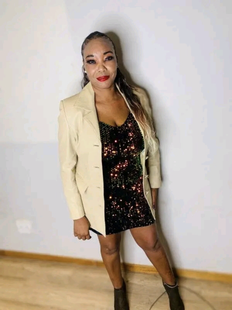 Dirty_Nana3