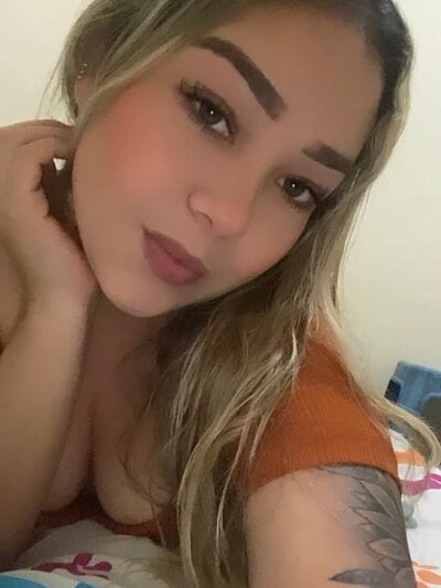 Profile and Statistics for veleria_20 on StripChat