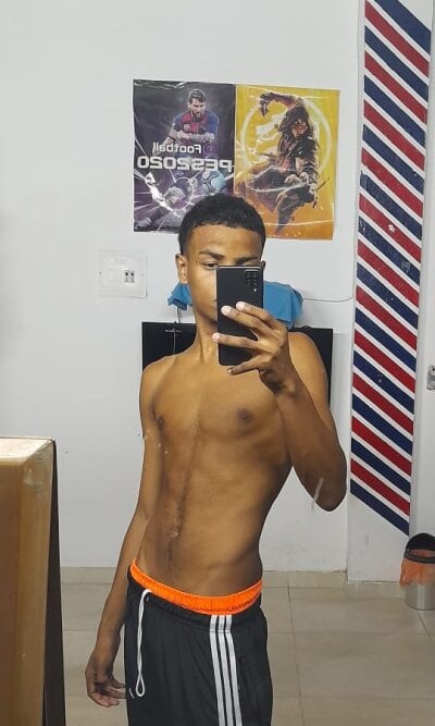 Alexan635