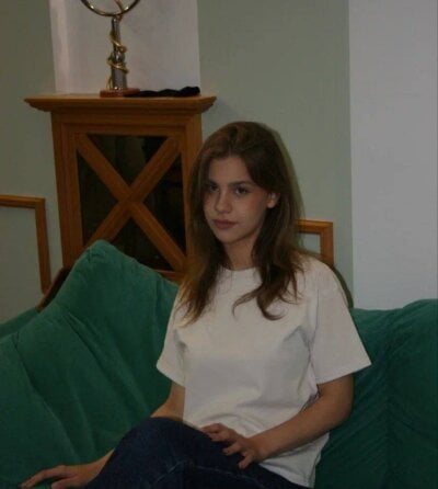 BethSatava - student