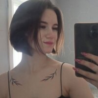 FloraEglin's Offline XXX Chat