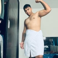 hairylatin's webcam live show