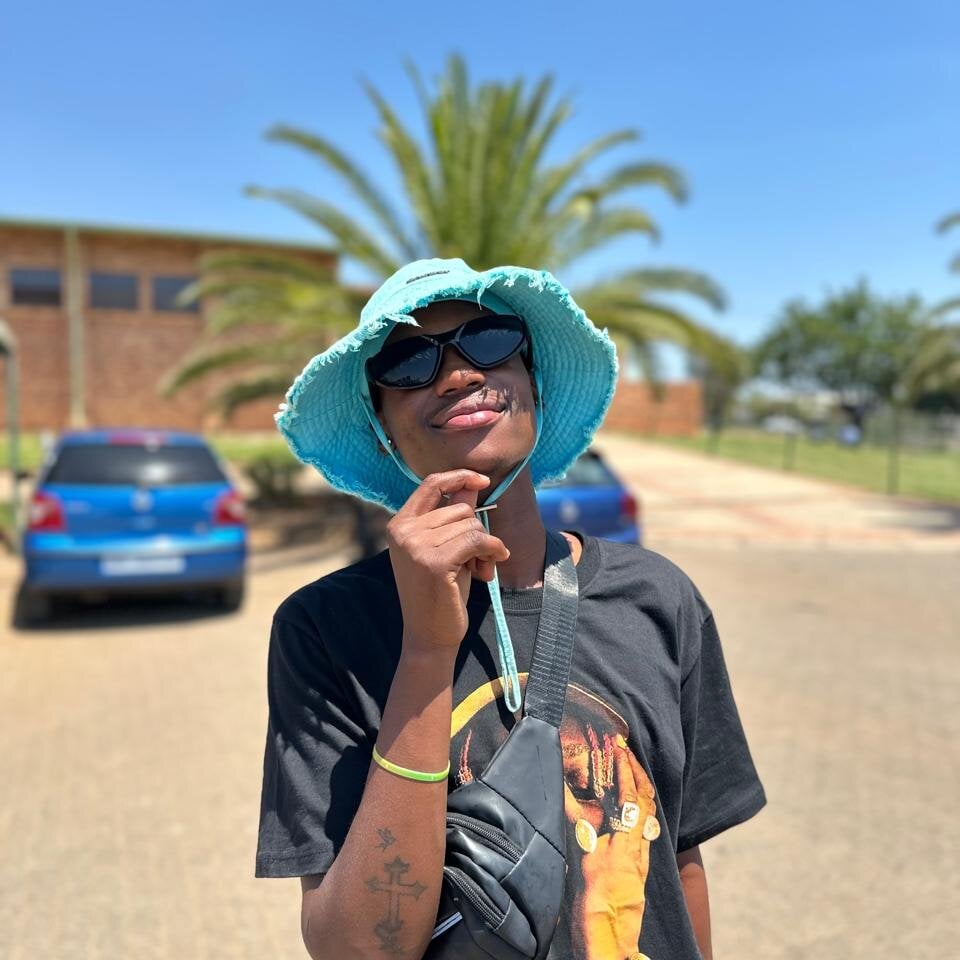 huGe_DrSA's Offline XXX Chat