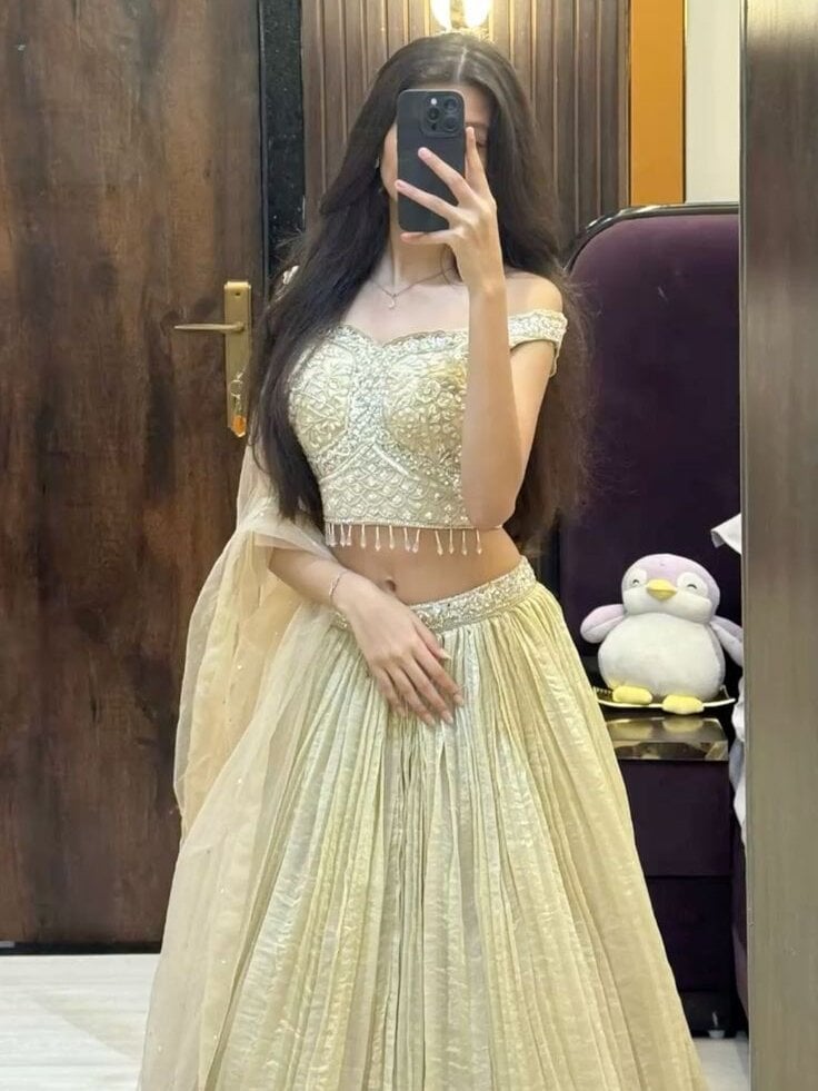 stripchat hot_ashiya webcam profile pic via watchgirlcam.com