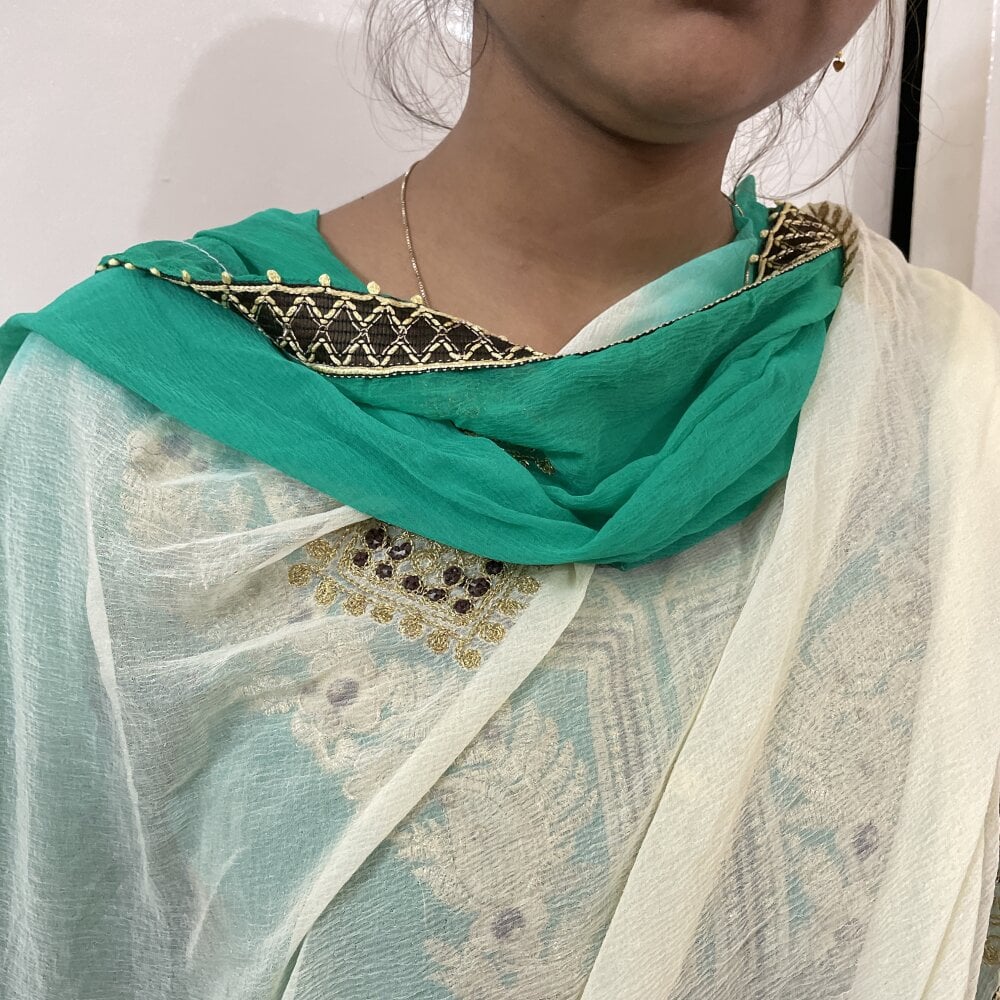 pornsexycams.com cute_rohani1 livesex profile in granny cams