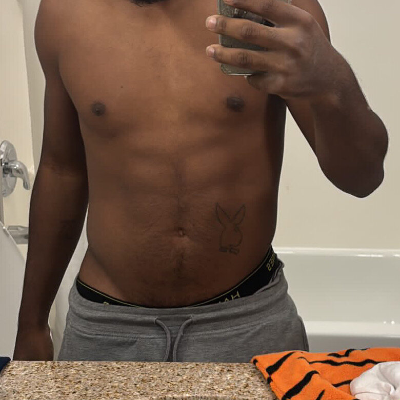 kyng__tylr's Offline XXX Chat