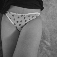 Sweetie0103 Webcam Model Profile