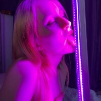 Linda_Reese's Offline Chat Room