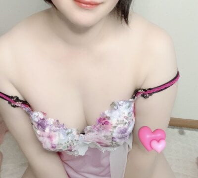 xxmiyakoxx on StripChat