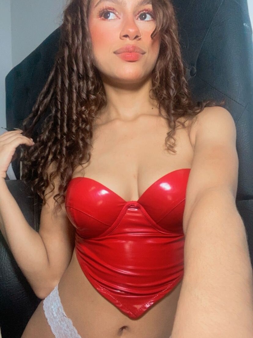 bbw 828x1104 image