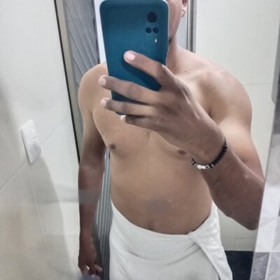 Kikewhite2