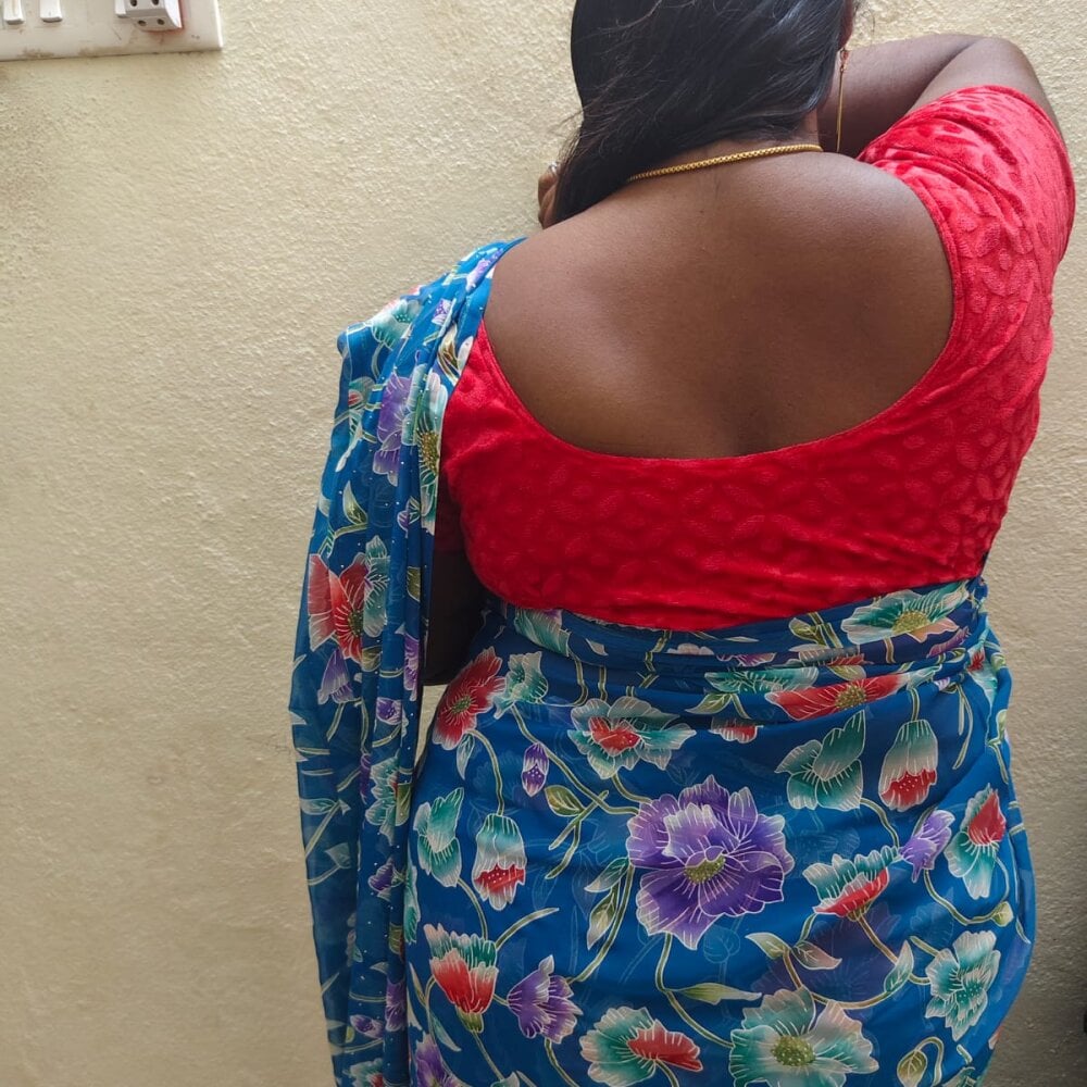 Tamil_Agalya's Offline XXX Chat