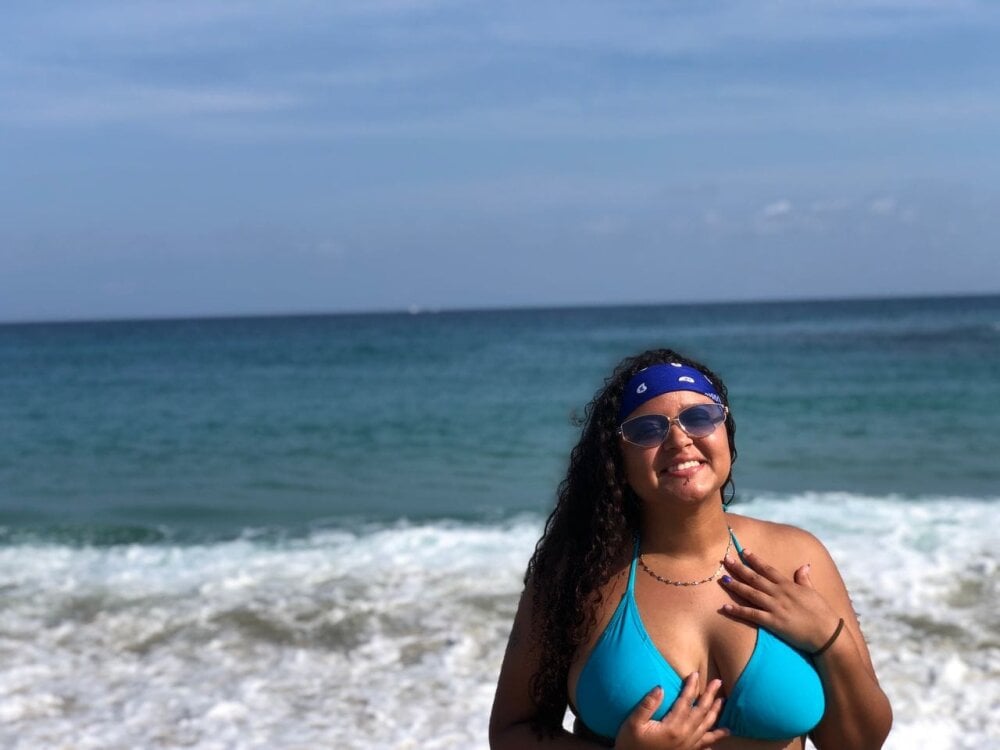 AriaDiaz2001 profile