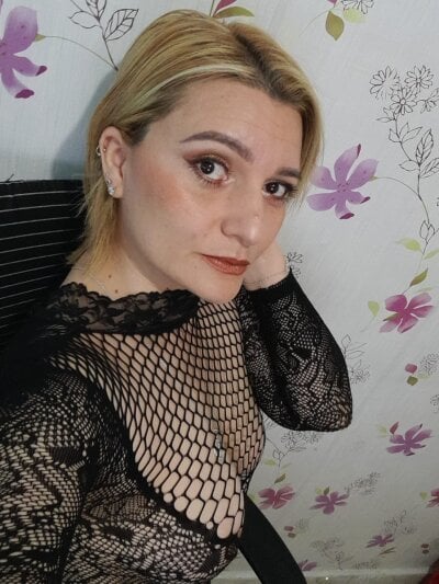 AmieAdams82 Avatar