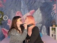 EliseElodie's Offline Chat Room