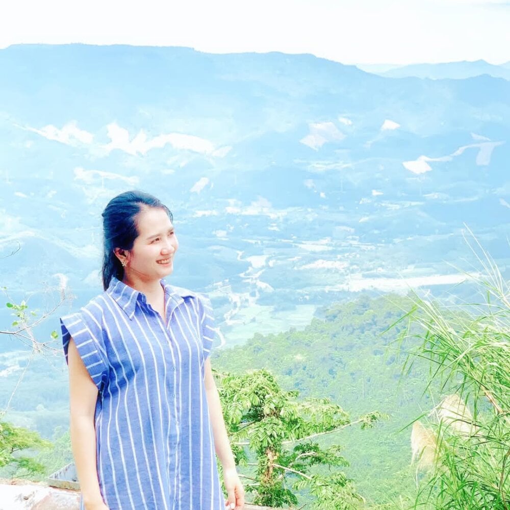 livesexr.com hi-miki livesex profile in you-about-to-enter-onto-the-domintion-of-twilight-zone-were-you-never-been-before-planet-earth-space-somewhere-out-there cams