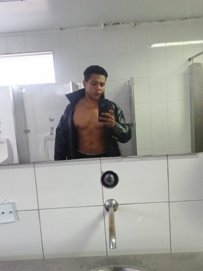 TOMMYBROWNF