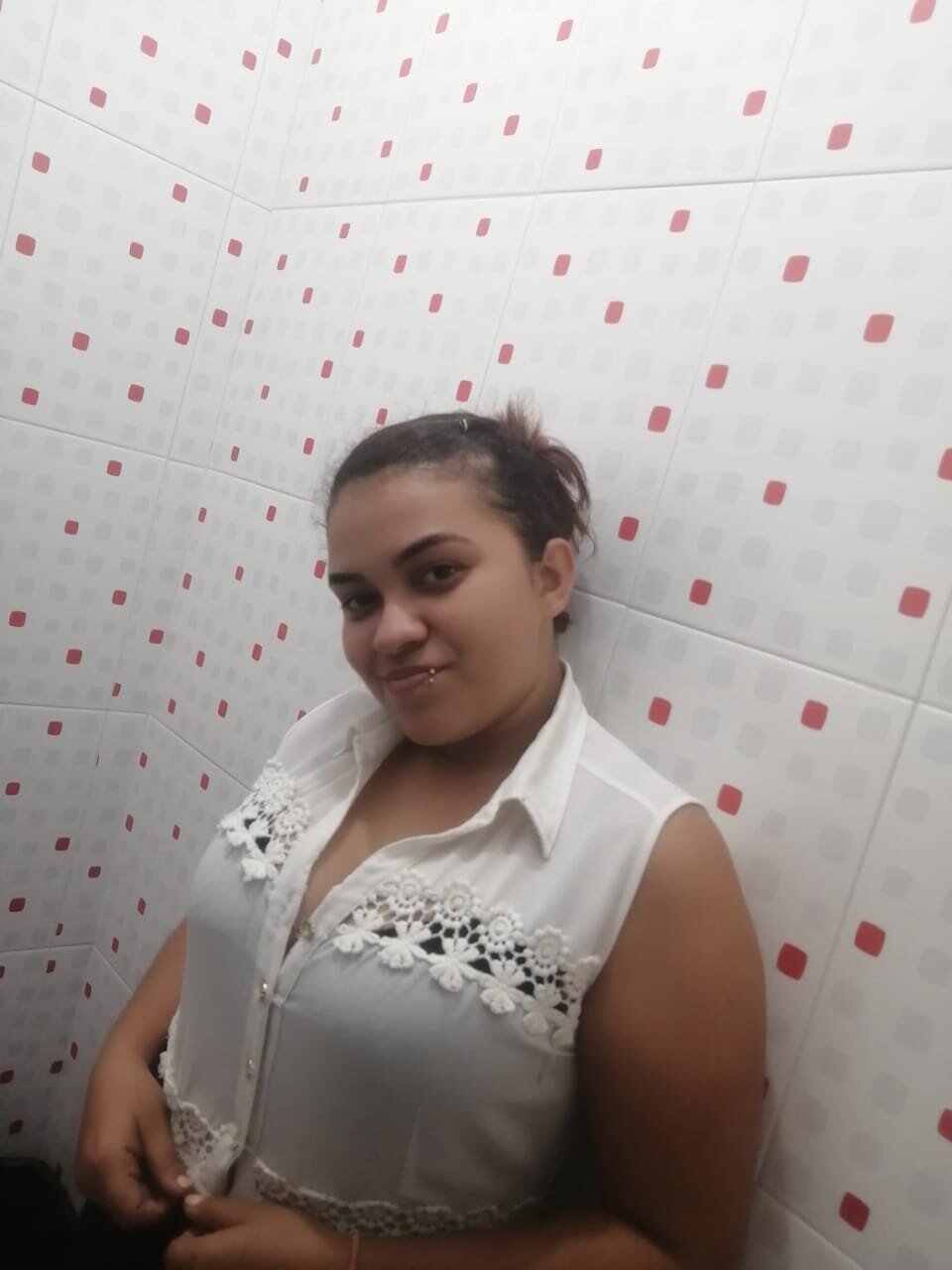 girlnewbieveryhot19