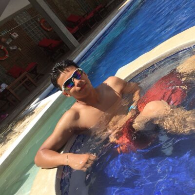 elflaco2710 from stripchat