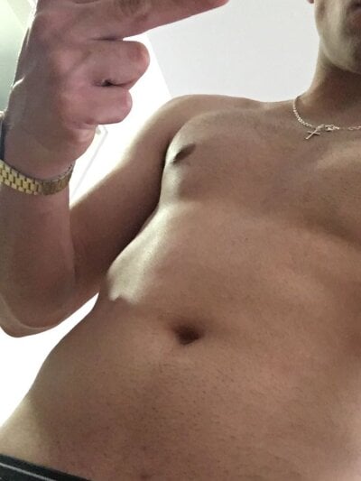 Prynce_dickk Male Bigass Online Cam Strip