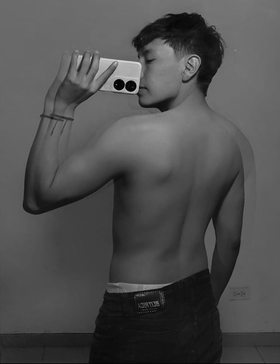 andresshill from stripchat
