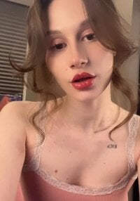 LunaVeil's webcam live show