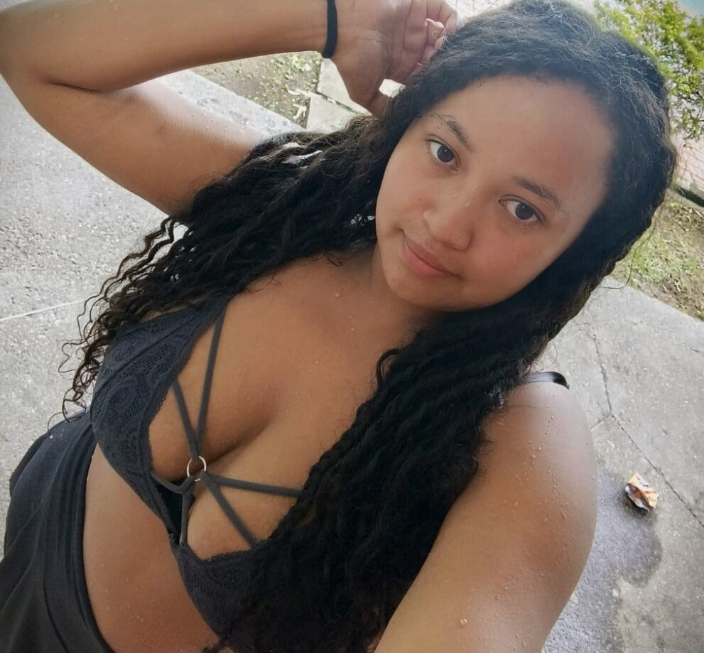 sexlivecamsites.com luna_tenderly livesex profile in english cams