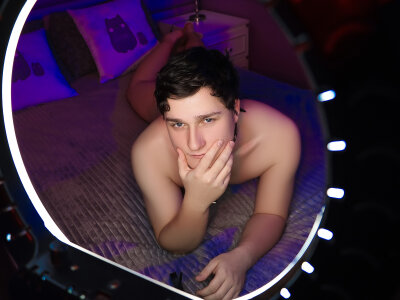 polltomson from stripchat