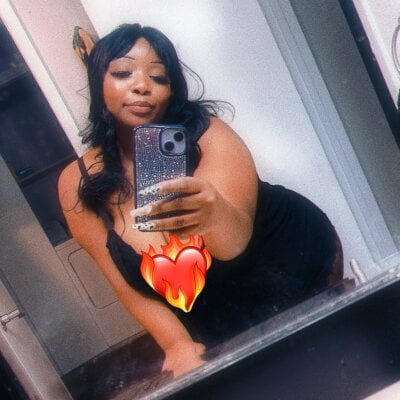 Huni_Blaze on StripChat