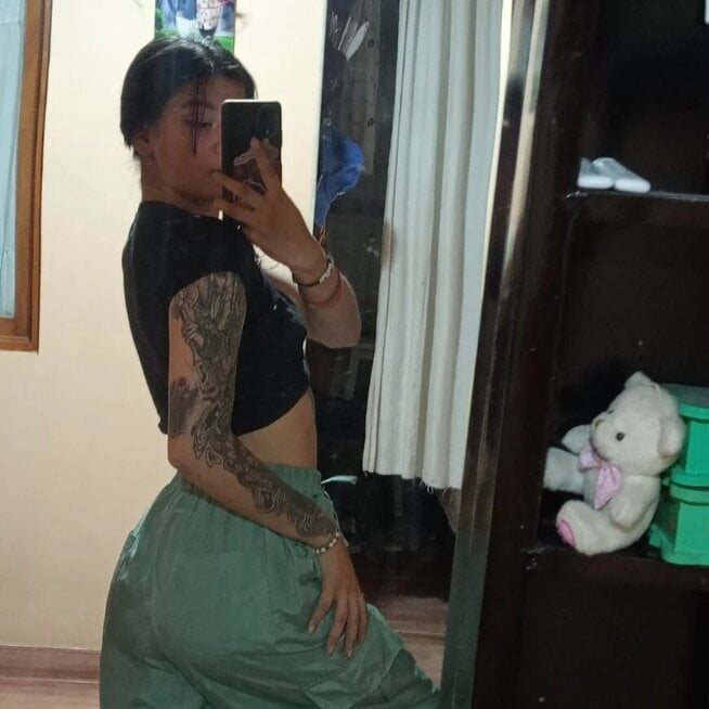 HarlinGroose profile