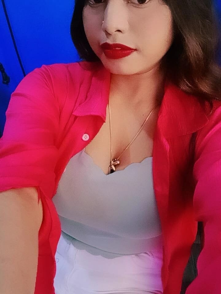 myliveeroticcams.com zarakhan_ livesex profile in india cams