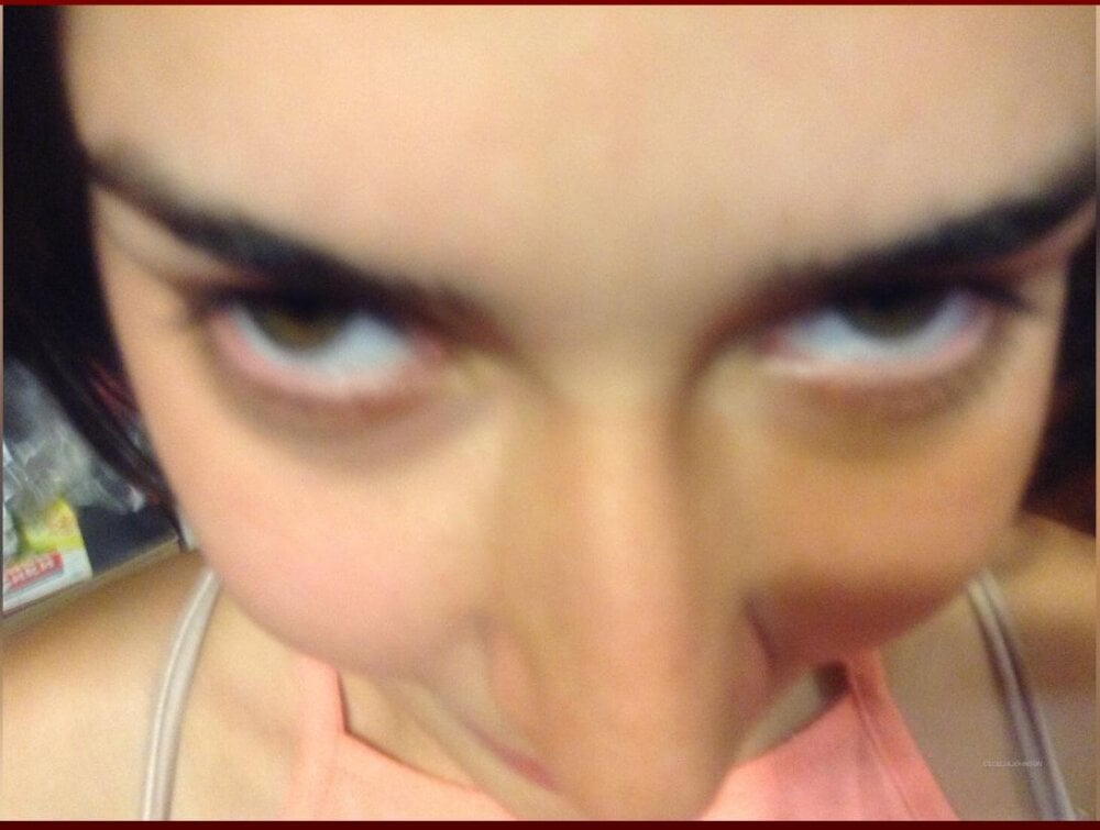 Live sex webcam photo for CeceliaJohnson #289989628