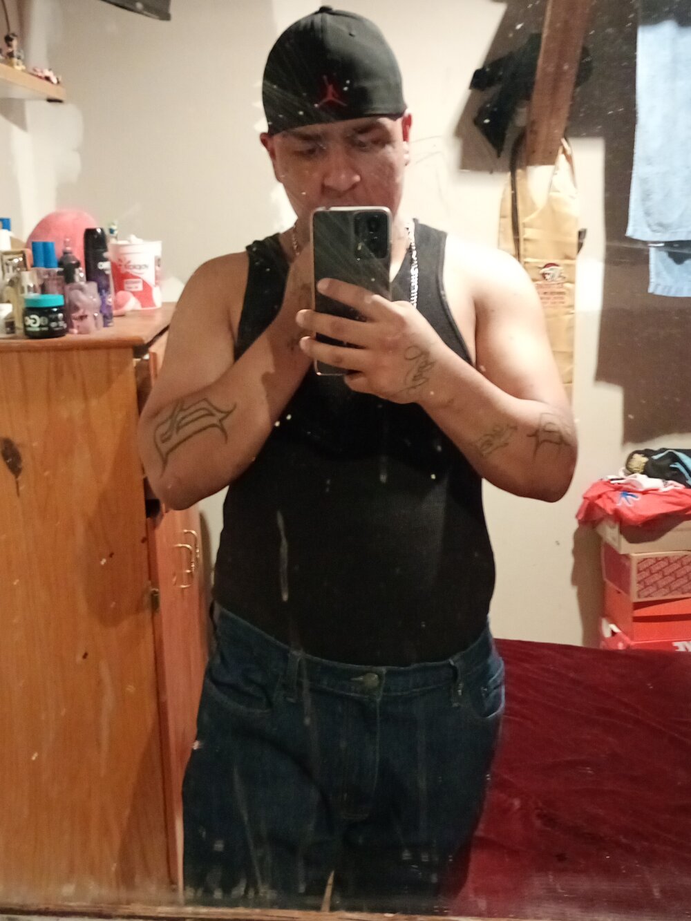 HARDxxxIntencion1503's Offline XXX Chat