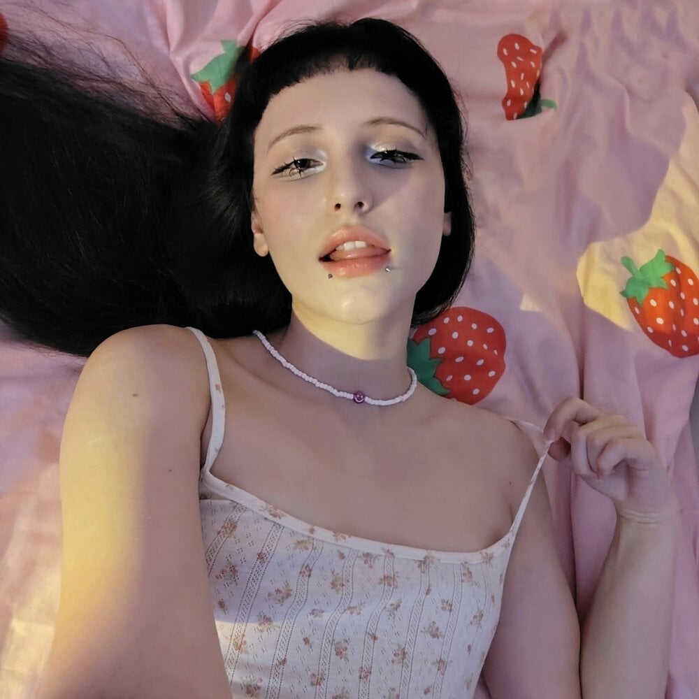 onaircams.com mirajades livesex profile in bisexual cams