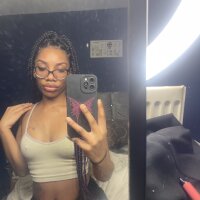 Erotic-Indie88's Offline Chat Room