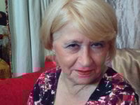 MatureLady70's Offline XXX Chat